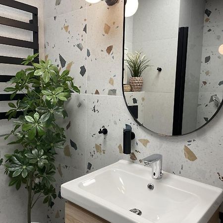 Oui Oui Apartment Varsovie Extérieur photo